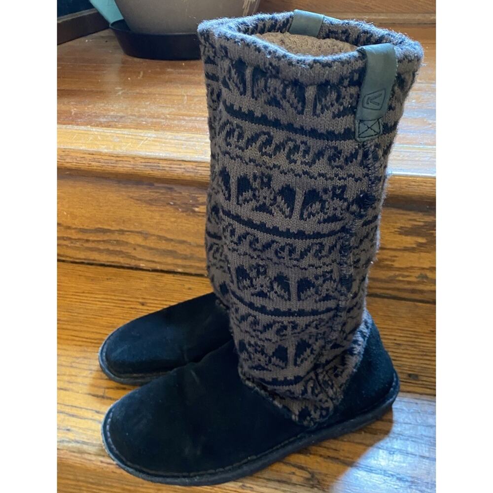 KEEN Tall Knit Brown Boots Women’s 6.5 Winter Shoes
